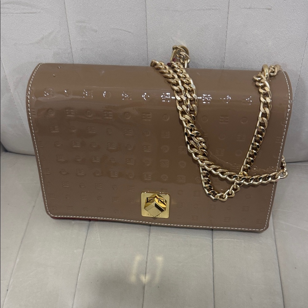 Elegant Tan Chain Shoulder Bag
